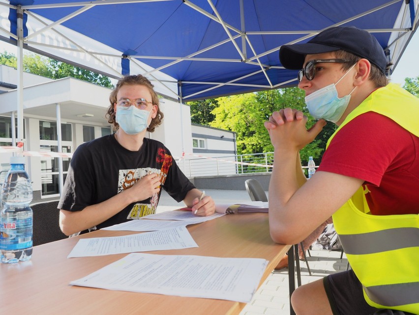 Lublin: Wielka akcja szczepień na Langiewicza. Pierwszą dawkę Pfizera dostało prawie 1500 osób