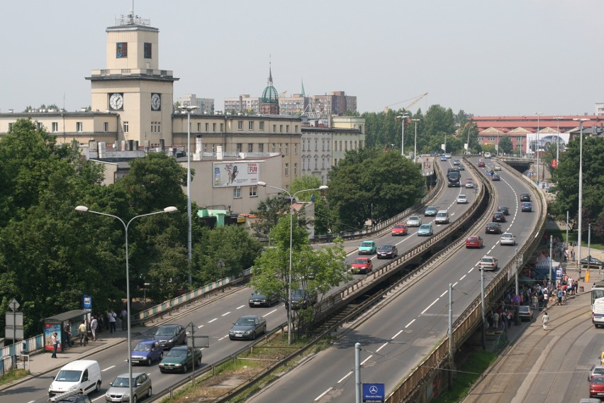 Chorzowska estakada przecięła rynek na pół......