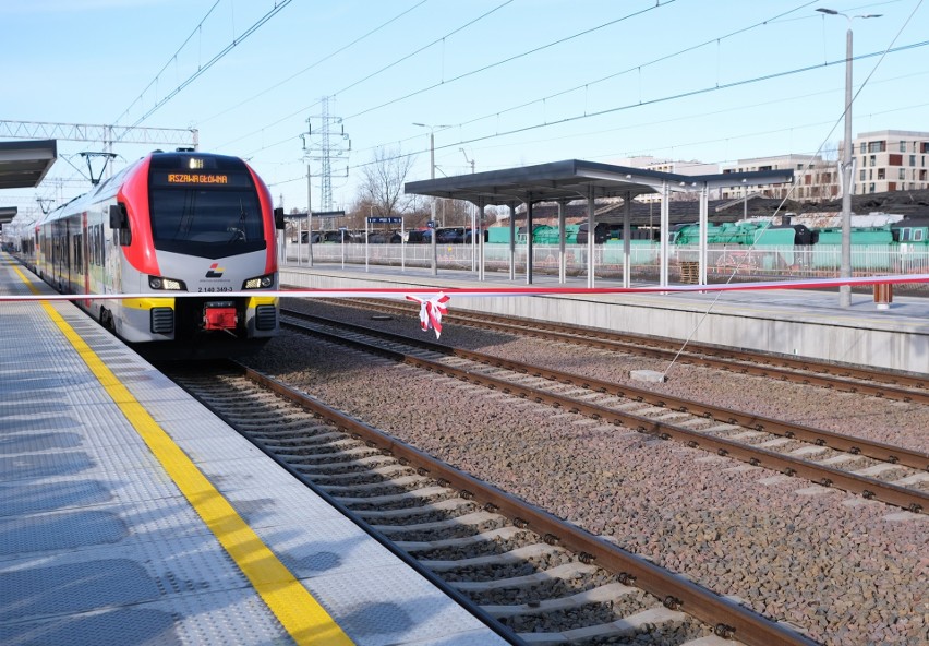Stacja Warszawa Główna oficjalnie otwarta [ZDJĘCIA] Nowy rozkład jazdy PKP od 14 marca 2021 - sprawdź zmiany!