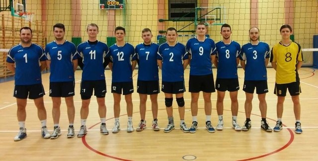 Drużyna Gryfu Rytwiany, od lewej: Marcin Janowski – trener i kapitan, Mariusz Kwiatkowski, Mateusz Rajca, Dominik Mikus, Tomasz Prus, Mariusz Staniek, Wojciech Legawiec, Łukasz Linowski, Mateusz Miśkiewicz, Adrian Mikus.