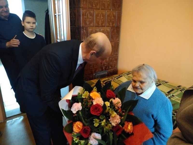 Pani Genowefa Bogal z Kolos w gminie Czarnocin skończyła 103 lata. Cieszy się dobrym zdrowiem