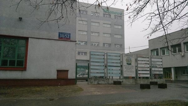 Obecna siedziba ZPW "9 Maja" mieści się w budynku przy ul. Częstochowskiej 38/52.