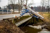 Śmiertelny wypadek w miejscowości Stypułki - Borki: 15-letni kierowca nie żyje. Rannych czterech pasażerów [ZDJĘCIA]