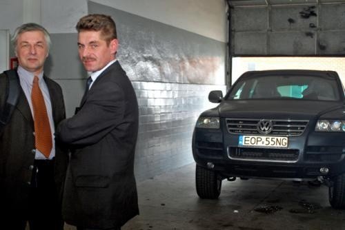 Autor artykułu (z lewej) i Krzysztof Supeł, który poinformował o nie przyjęciu reklamacji przez VW. Na szczęście nastąpiła nieoczekiwana zmiana stanowiska i producent postanowił pokryć koszty naprawy