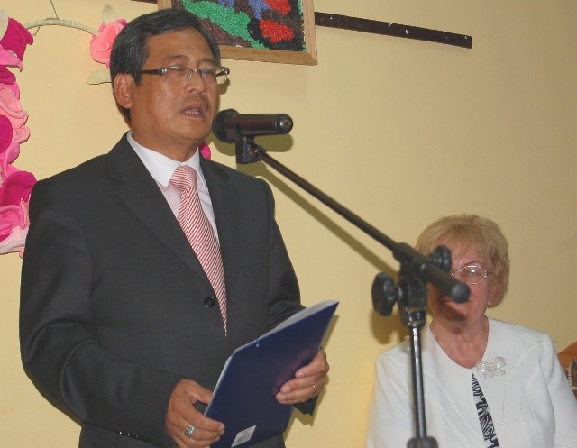 Ngueyn Hoang, ambasador Wietnamu w Polsce, był gościem honorowym wieczoru literackiego w Skalbmierzu.