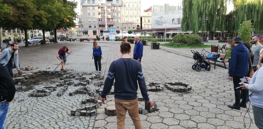 Plac Orła Białego w Szczecinie 2.0. Początek zmian na centralnym skwerze