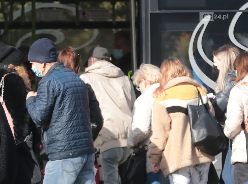 Więcej autobusów i tramwajów w Szczecinie na czas pandemii? Prezydent odpowiada