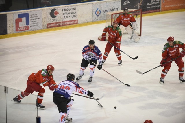 KH Energa Toruń wygrała 3:0 z Zagłębiem Sosnowiec w meczu 31. kolejki Polskiej Hokej Ligi. Bramki dla toruńskiego zespołu zdobyli Daniil Oriekhin, Piotr Naparło oraz Semion Garshin. W czwartek KH Energa ponownie zagra u siebie, tym razem przeciwko GKS-owi Tychy.