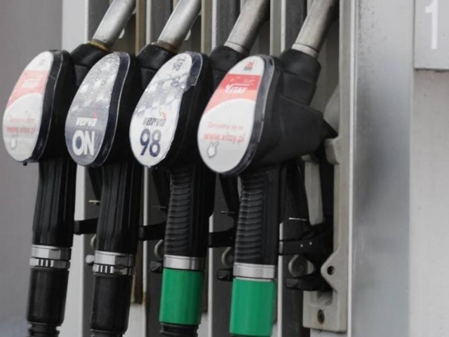 Ceny paliw: wkrótce benzyna po 6 złotych. Co z dieslem?