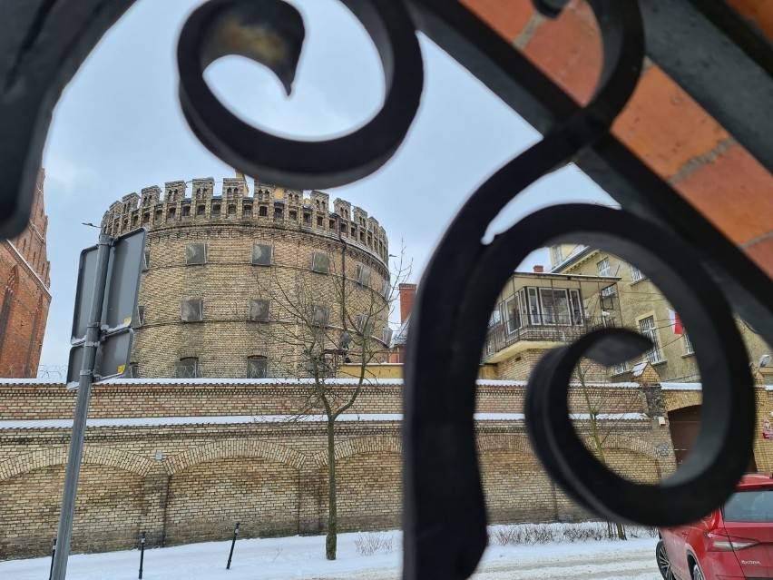 Afera w areszcie w Toruniu: prokurator zabezpieczył monitoring. Trwa też kontrola Biura Spraw Wewnętrznych SW