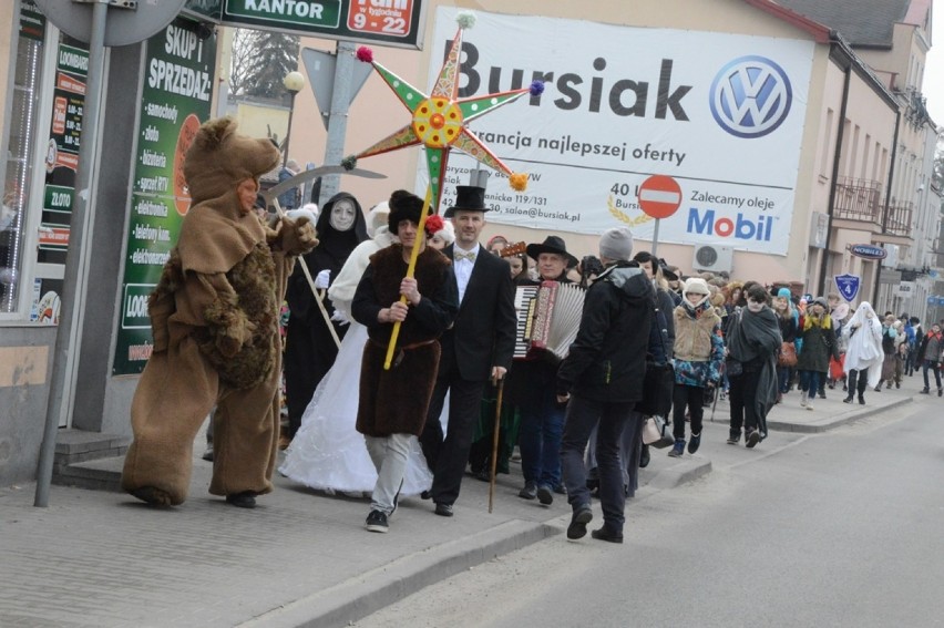 Korowód ostatkowy przeszedł ulicami Bełchatowa