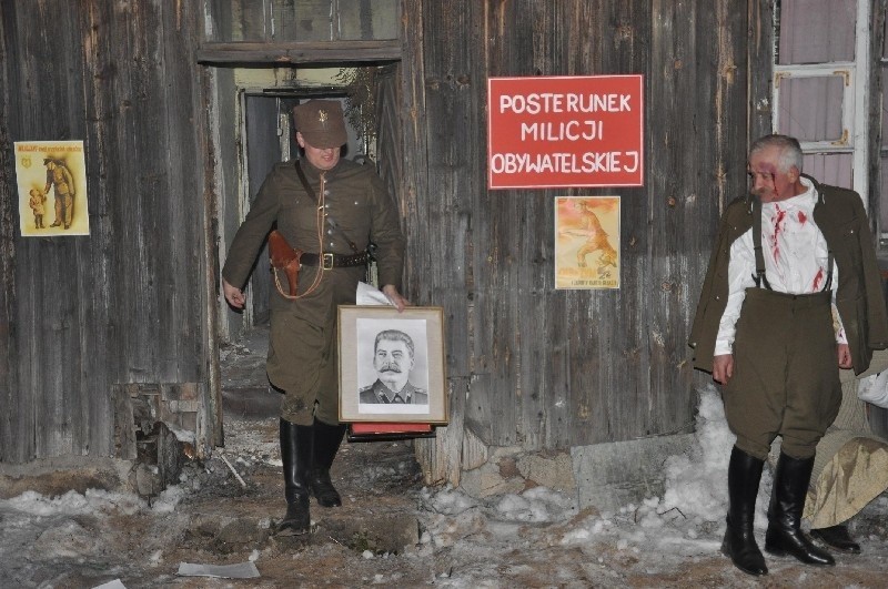 Rozbroili posterunek i uwolnili więżniów