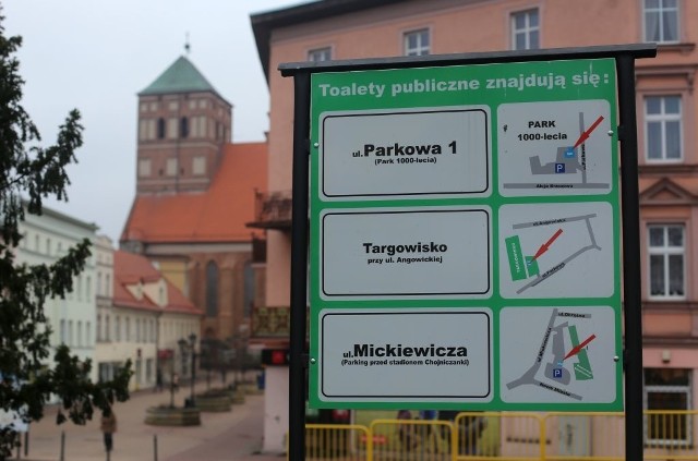 Zdaniem Jarosława Rekowskiego nie wszyscy wiedzą, gdzie szukać toalet.