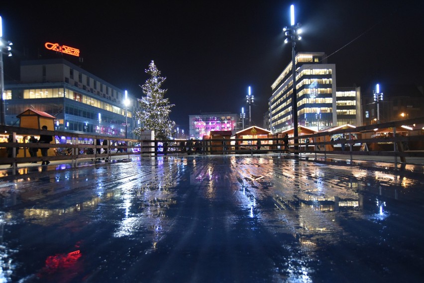 Slizgawka na rynek katowice rozmorozona po przepieciu...