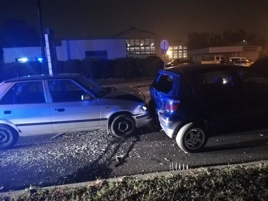 Jedna osoba ranna w zderzenie trzech samochodów osobowych na ul. Kościuszki w Kętach [ZDJĘCIA] 