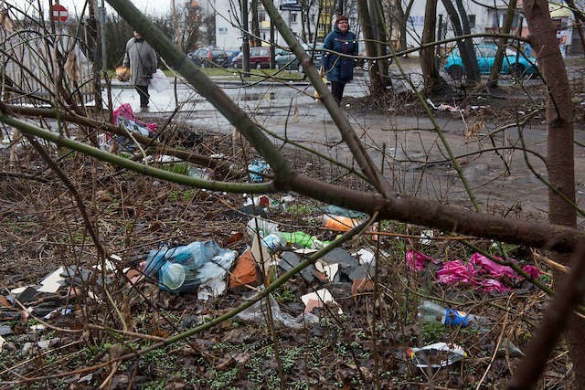 Tak prezentuje się teren w pobliżu ulicy Gałczyńskiego. W ubiegłym roku magistrat wydał ok. 156 tys. zł na usuwanie nielegalnych wysypisk śmieci