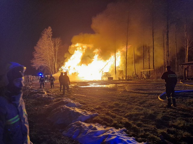 Pożar wieży widokowej w pobliżu wsi Filipy