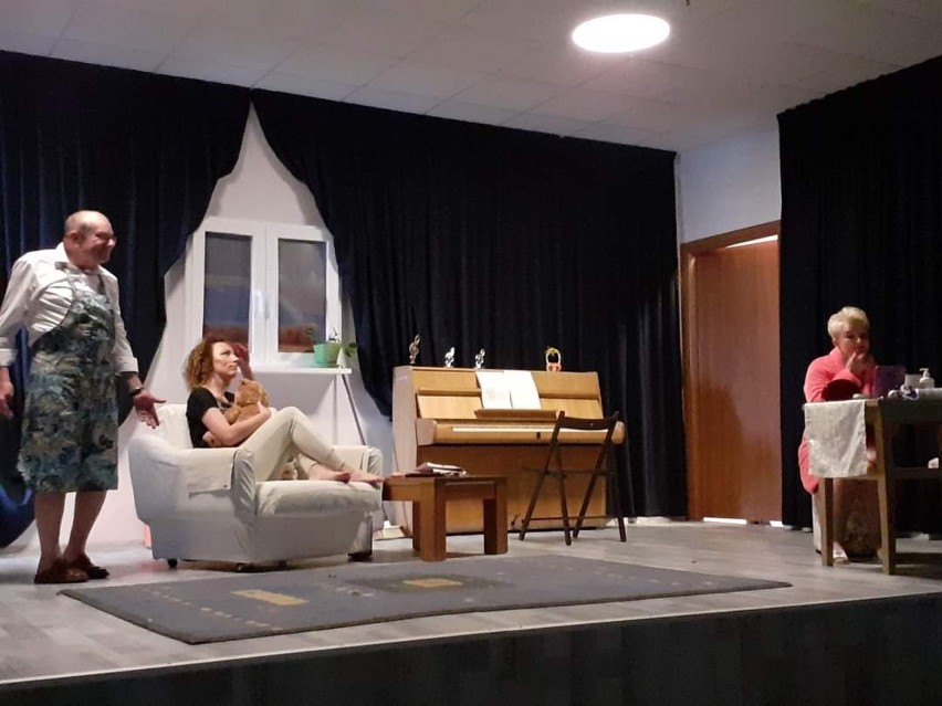 W Sadowiu powstał teatr „Rozterka”. Aktorzy przygotowują premierę sztuki „Wymarzony” Artura Dębskiego