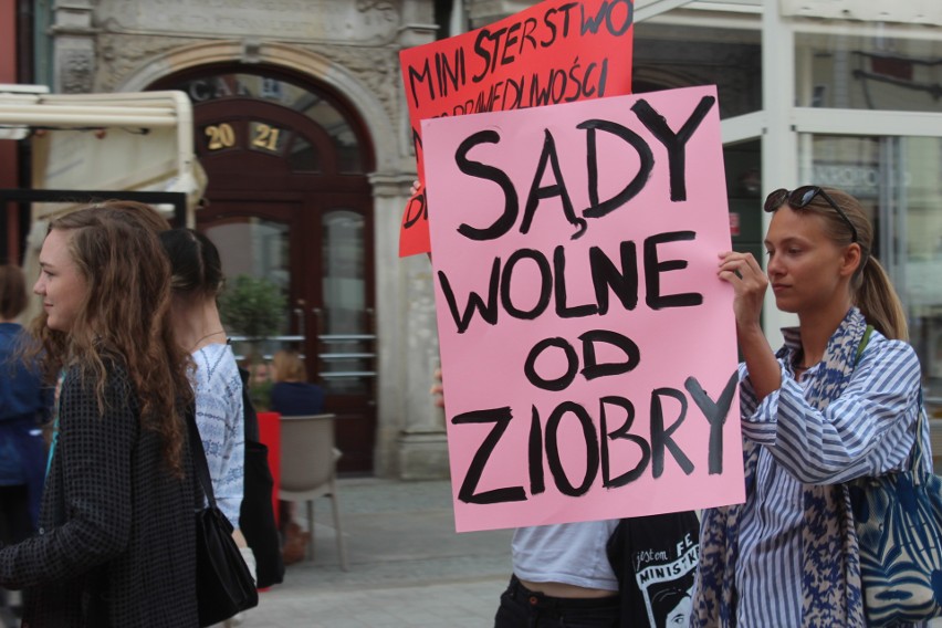 Protest "Nie damy zawłaszczyć Polski"