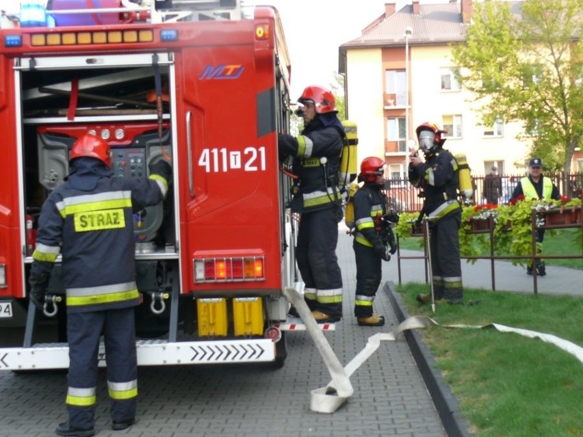 Ćwiczenia strażaków w Jędrzejowie