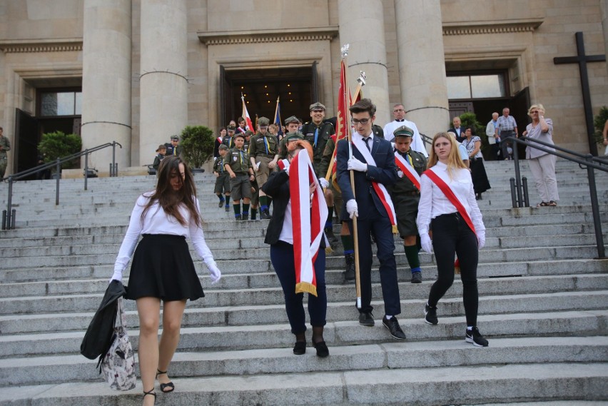 Pogrzeb arcybiskupa Szczepana Wesołego. Zmarły,, zgodnie ze...