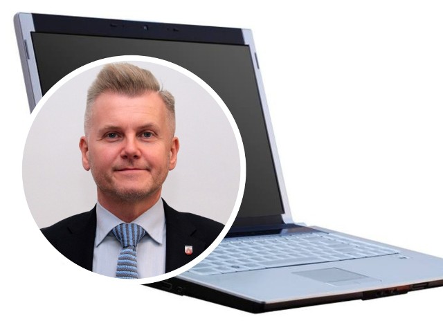 Tomasz Smolarek, przewodniczący klubu Koalicji Obywatelskiej w Grudziądzu poinformował, że cały klub radnych KO - 7 osób - rezygnuje z laptopów zakupionych przez samorząd dla radnych Rady Miejskiej Grudziądza.