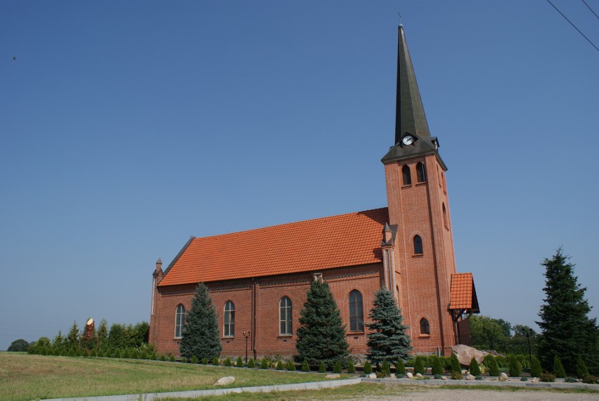 Krojanty, gmina Chojnice. Kościół pw. Niepokalanego Poczęcia...