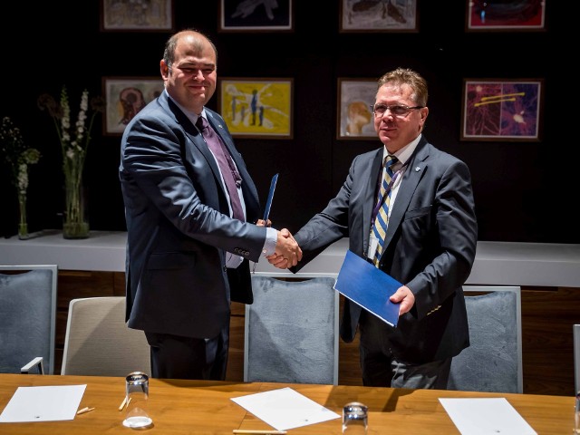 Podpisanie umowy o współpracy pomiędzy CILT(UK)-Polska a National Aviation University in Kiev