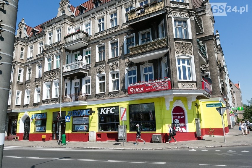 Pstrokata kamienica w centrum, czyli finał remontu KFC w Szczecinie. Co sądzicie? [SONDA, ZDJĘCIA]