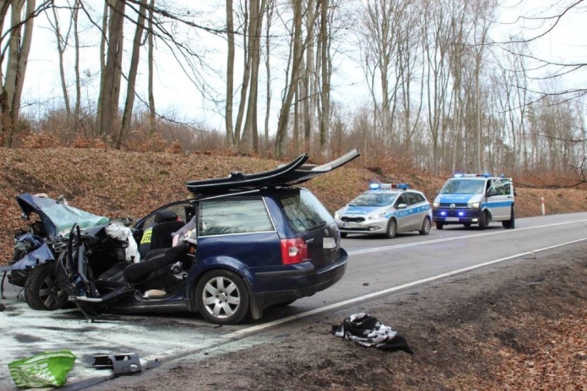 Śmiertelny wypadek koło Kościerzyny 4.03.2019. Nie żyje...