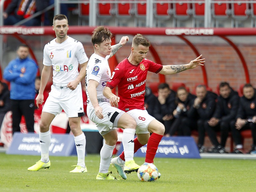 Stowarzyszenie Druga Liga Piłkarska protestuje. Widzew i inni nie chcą grać latem