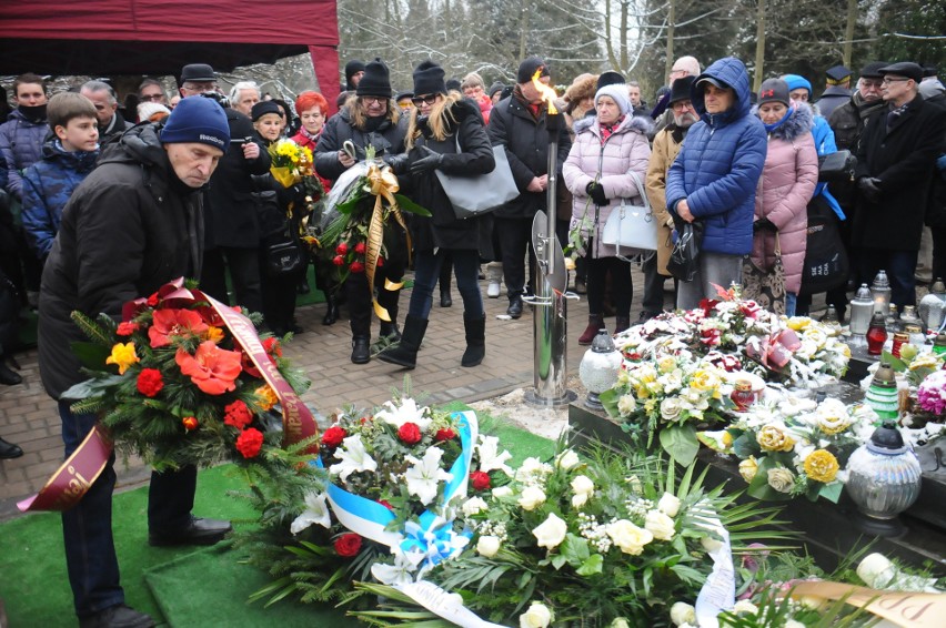 Pogrzeb Mieczysława Święcickiego. Msza w Kościele Mariackim [ZDJĘCIA]