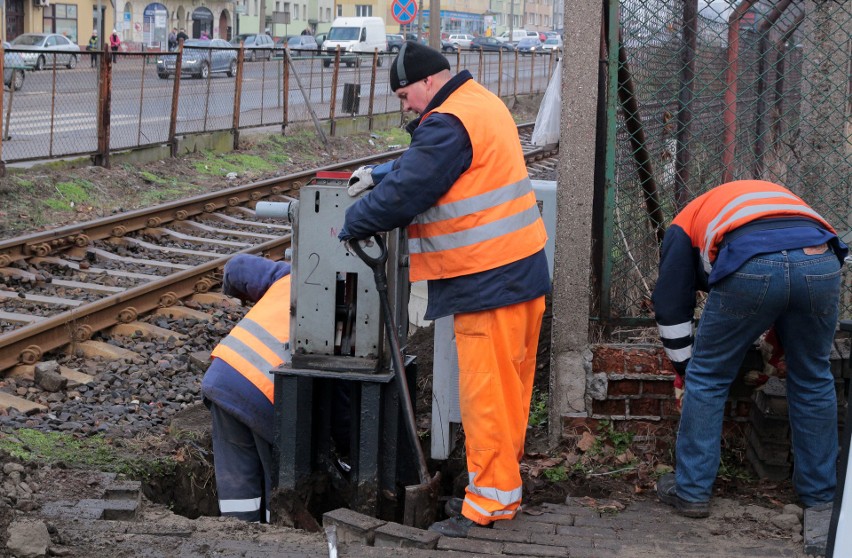 Likwidacja strzeżonego przejazdu kolejowego przy ulicy Chełmińskiej w Grudziądzu [zdjęcia]