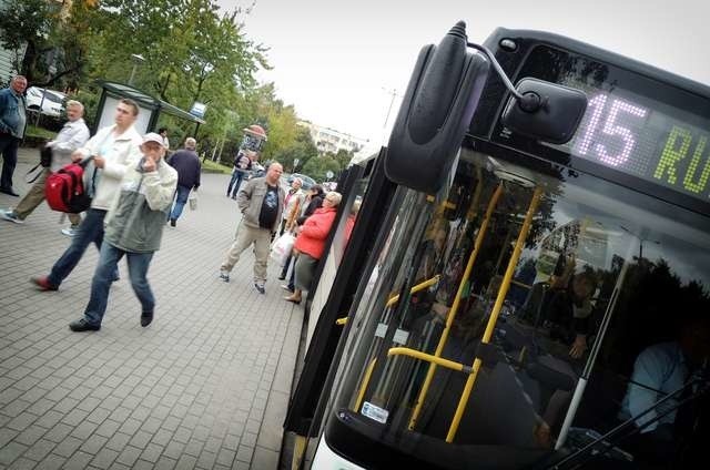 Prezes TKMKM apeluje o tańsze bilety nocne nie tylko na trasach tramwajowych