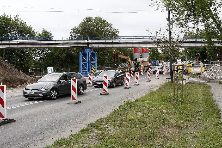 We wtorek koło południa wstrzymano ruch z Łodzi w kierunku...