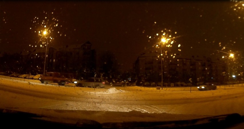 Zima 2016 Białystok. Są kłopoty ze śniegiem. Będą kary za złe odśnieżanie (wideo)
