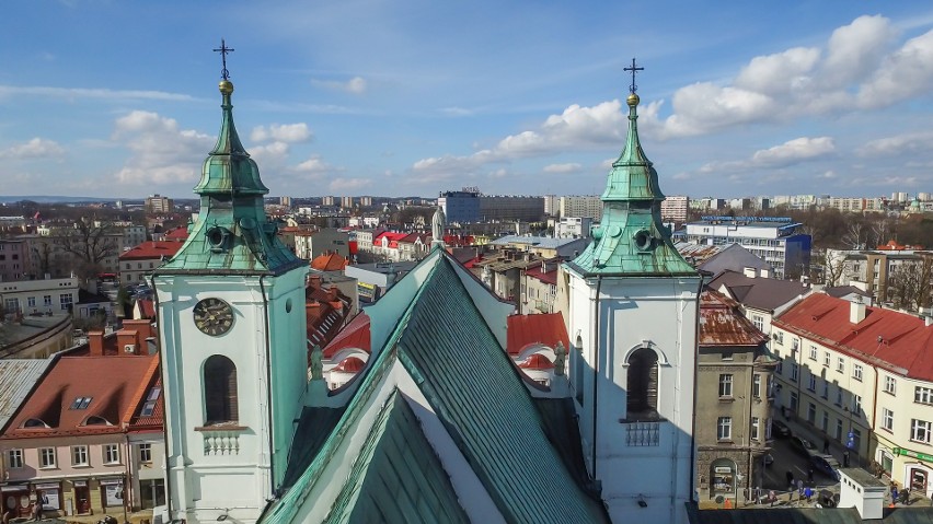 Podniebny Rzeszów. Śródmieście Południe tętni życiem [WIDEO]