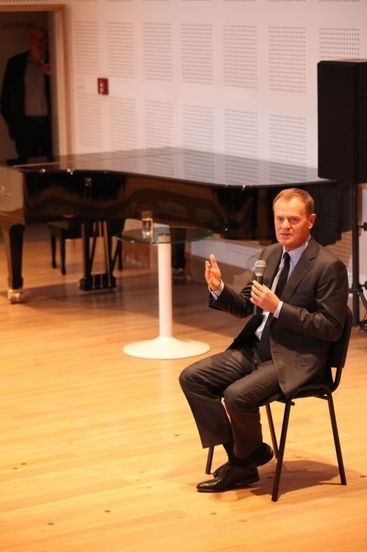 Donald Tusk w Operze i Filharmonii Podlaskiej