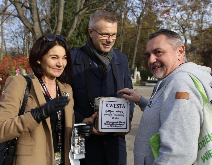 Kwestowali prezydent Kielc Bogdan Wenta z żoną Iwoną