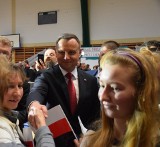Prezydent RP Andrzej Duda w Herbach. Spotkał się z mieszkańcami ZDJĘCIA