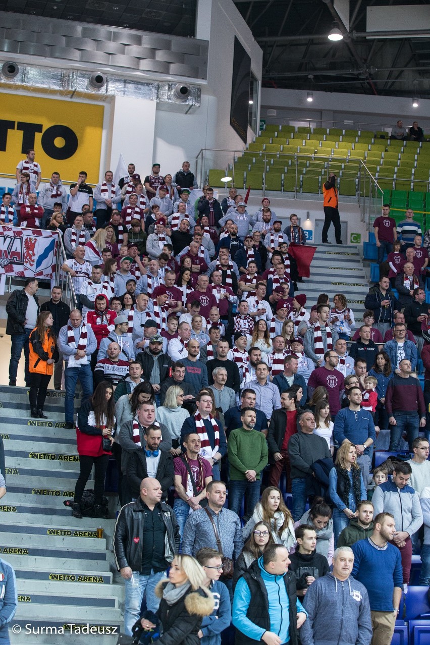 Spotkanie Kinga i Spójni rozegrane zostało w Netto Arenie...