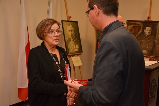 W imieniu nieżyjącego ojca Wiktora Andrzejczuka statuetkę odebrała córka Agnieszka Wińska.  - Czuję się zaszczycona - powiedziała podczas uroczystości.