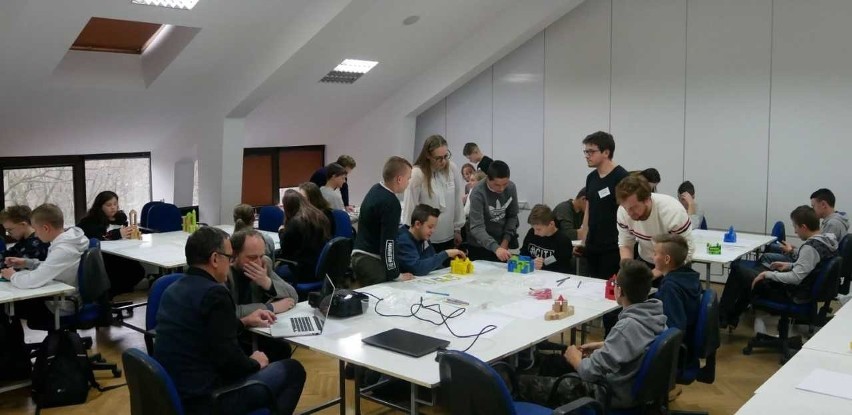 Politechnika Krakowska zachęca dzieci i młodzież do nauk ścisłych
