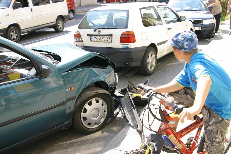 W czwartek tuz po godzinie 14 na ulicy Armii Krajowej w...