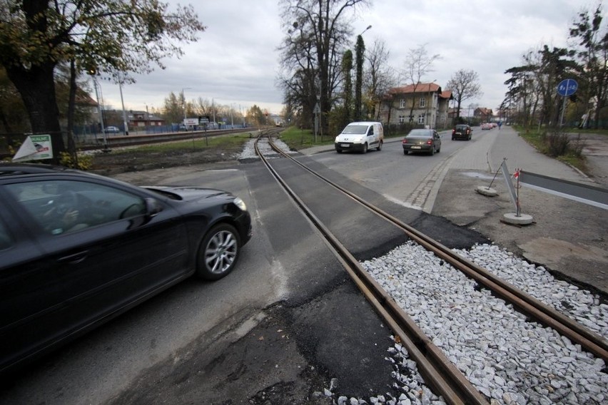 Wrocław: Prace na Bora-Komorowskiego zakończone wcześniej. Autobusy nadal jadą objazdem (ZDJĘCIA)