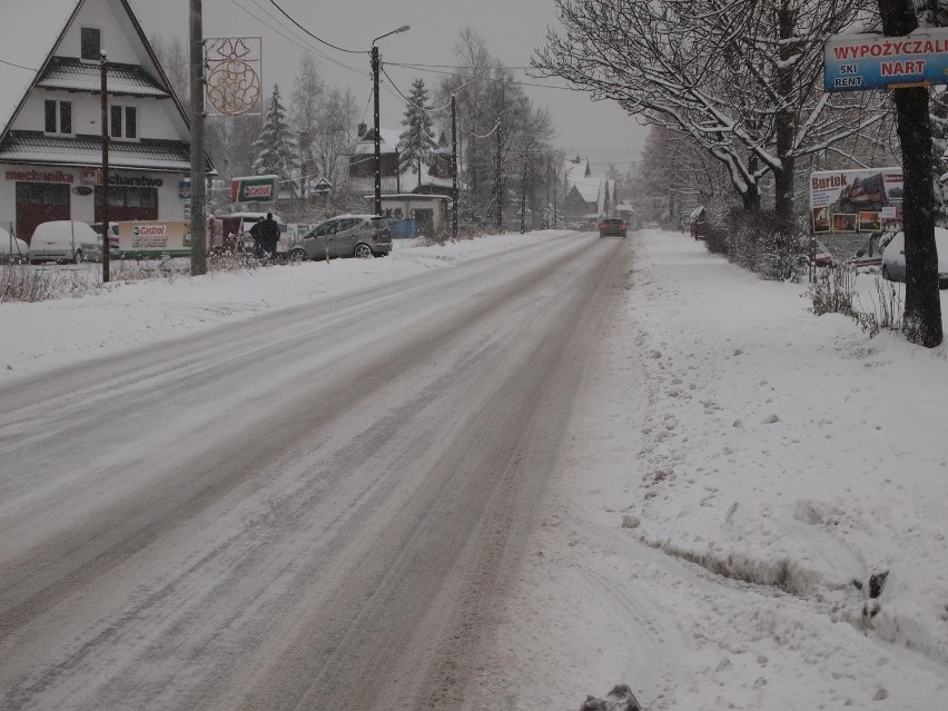 Zakopane. Atak zimy, w Tatrach spadło ponad 40 cm śniegu [ZDJĘCIA]