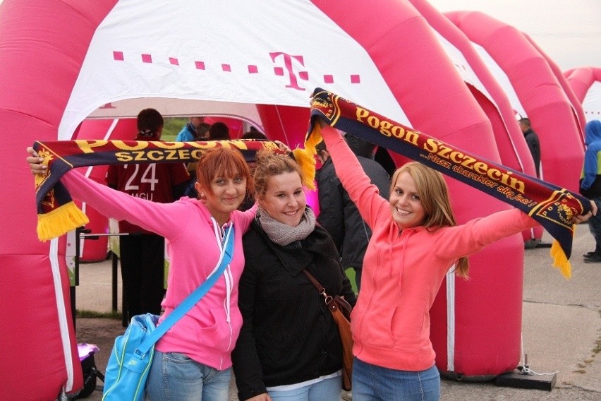 T-Mobile Fan Zone w Szczecinie przed meczem Pogoni