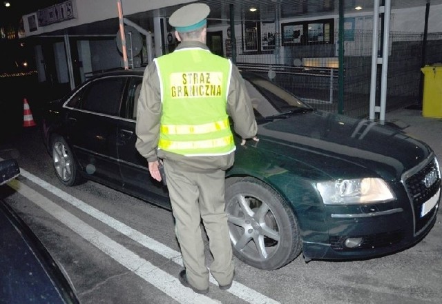 To audi A6 chciał wywieźć na Ukrainę mieszkaniec woj. śląskiego. Samochód okazał się kradziony.