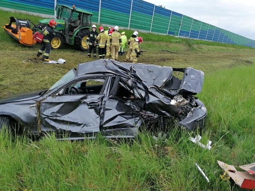 Wypadek na A2 wydarzył się w czwartek ok. godz. 15 na 212 km...