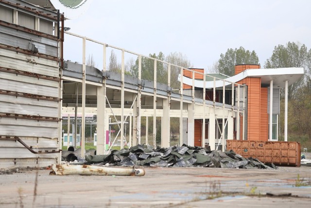 Rozbiórka centrum handlowego w Sosnowcu